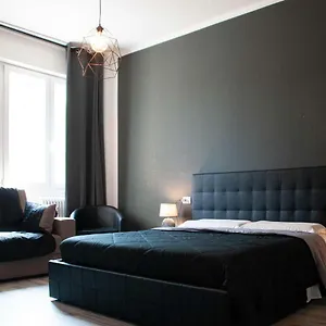 La Boutique Fronte Fiera Bolonia